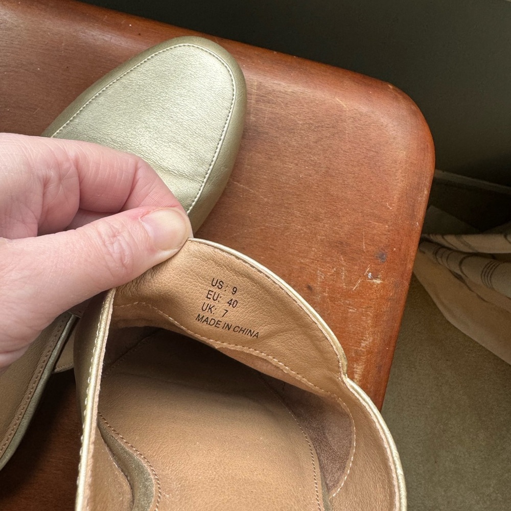 Metallic Gold Horsebit Mules Neutral 9 Women’s NWOT - Picture 5 of 5